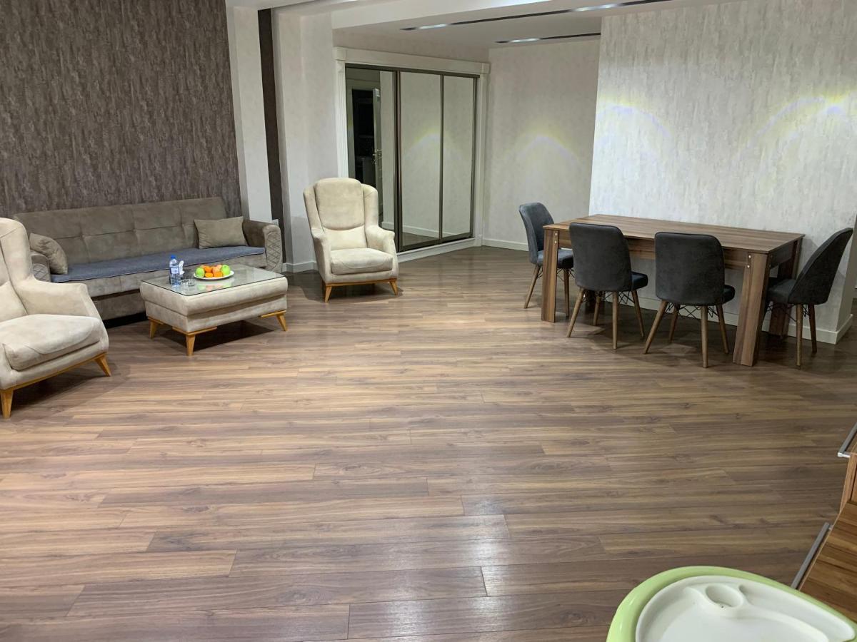 Park Azure Deluxe 2 Bedroom Apartment *