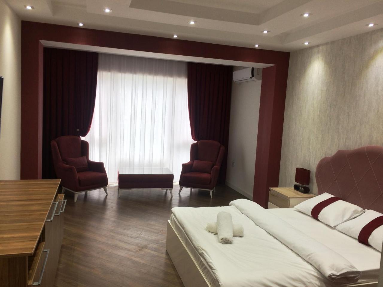 Park Azure Deluxe 2 Bedroom Apartment *