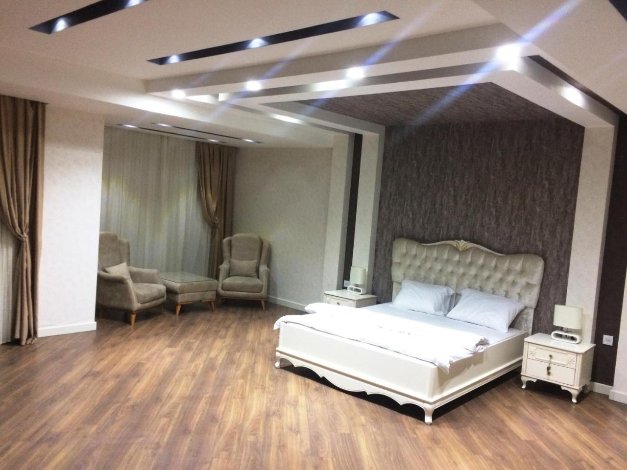 Park Azure Deluxe 2 Bedroom Apartment *