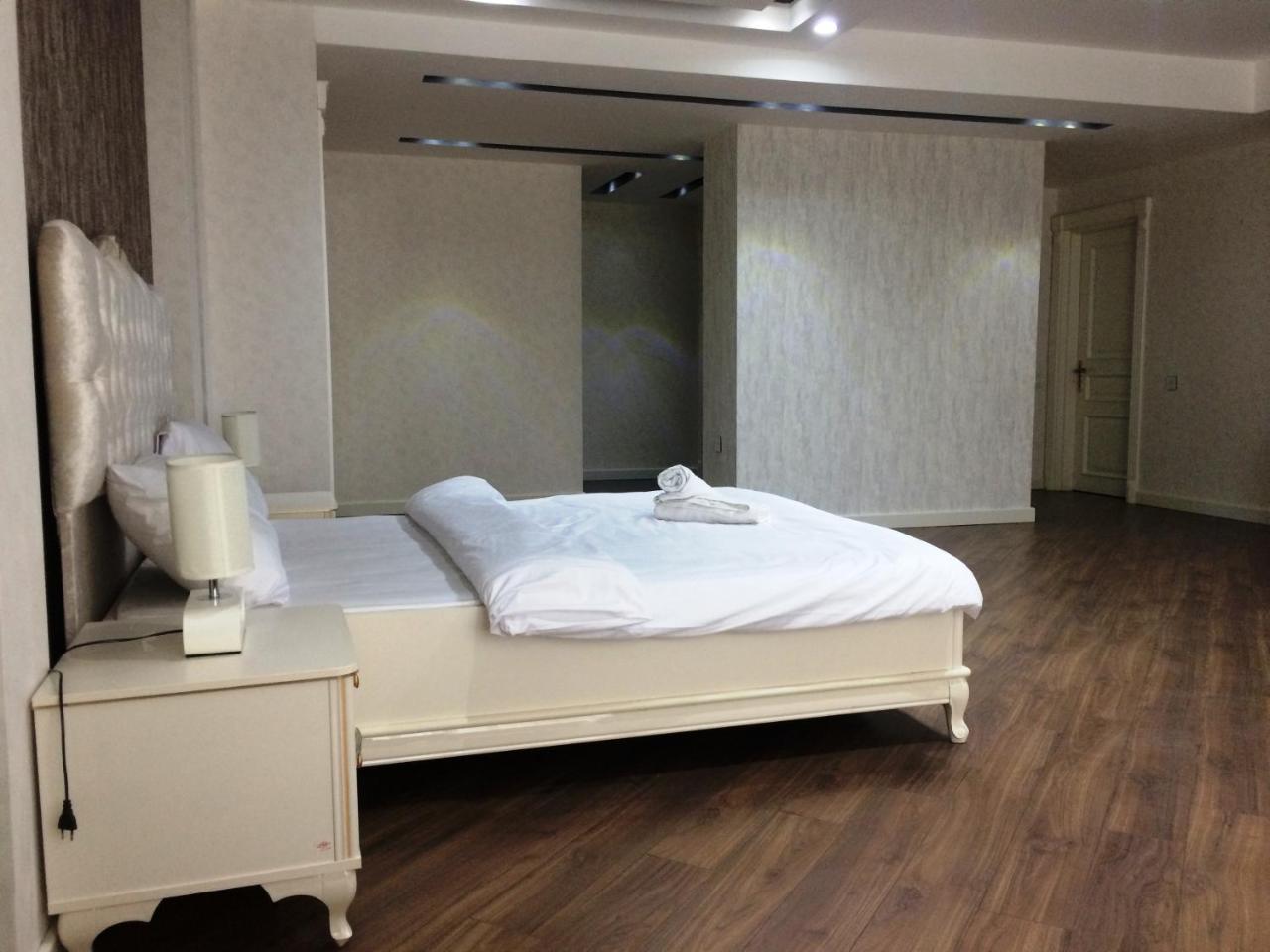 Park Azure Deluxe 2 Bedroom Apartment