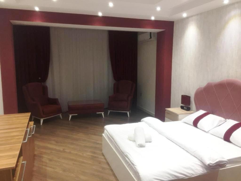 Park Azure Deluxe 2 Bedroom Apartment *