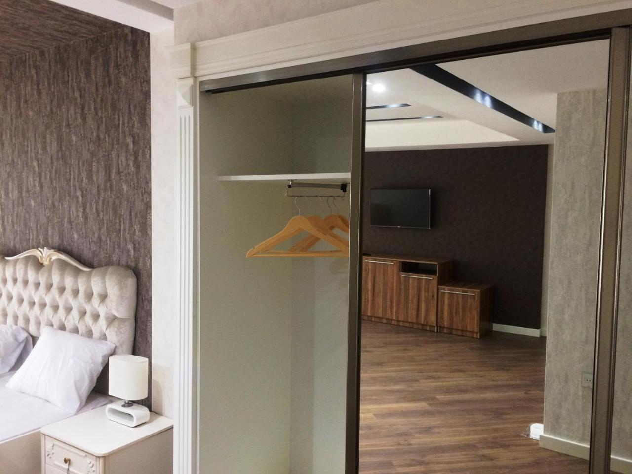Park Azure Deluxe 2 Bedroom Apartment